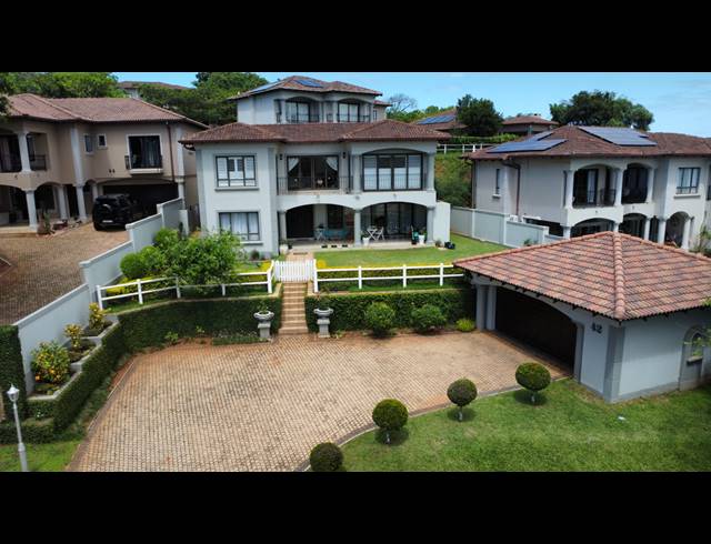 3 BEDROOM HOUSE FOR SALE IN UMHLALI GOLF ESTATE